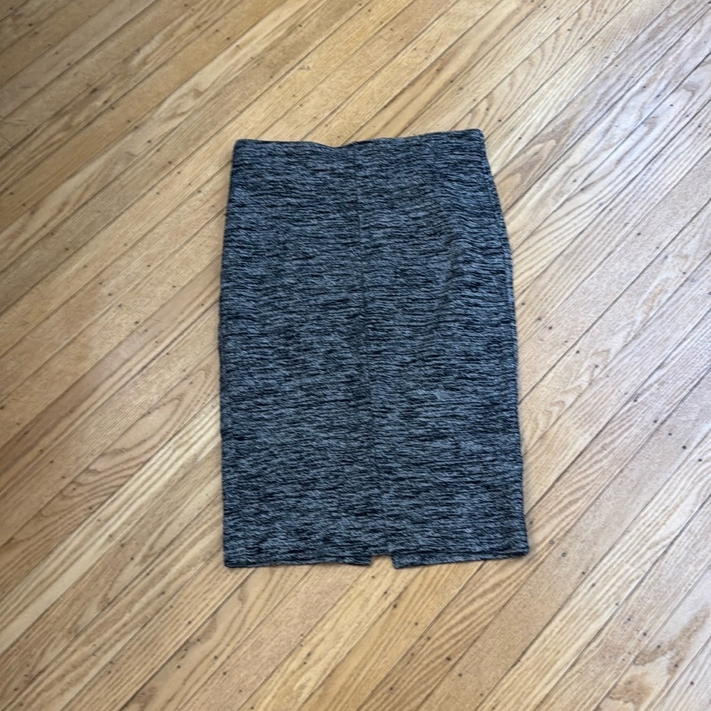 Aritzia Wilfred Free Heathered Gray Stretch Pencil Skirt Elastic Waist Size M